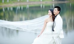 -白雪公主婚纱摄影