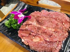 -唯成•韩国炭火烤肉 유성고기