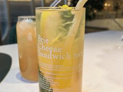 -ins森林童话餐厅coffee&bistro