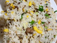 特色臊子蛋炒饭-嘉州叶婆婆钵钵鸡(建设路店)