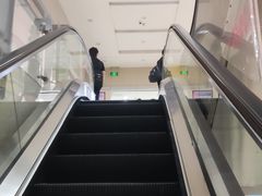 -百荣世贸商城