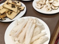 -天宜隆蘑菇宴火锅(石景山旗舰店)