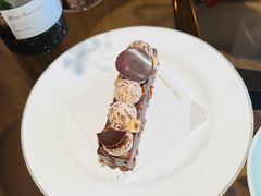 -Fridi Patisserie Cafe