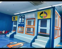 -孩子王童乐园(马群店)