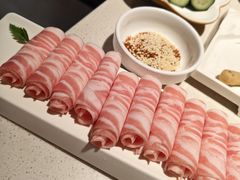 -海底捞火锅鲜切牛肉主题店(长寿路店)