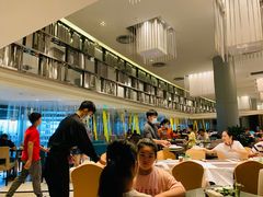 -上海滴水湖皇冠假日酒店