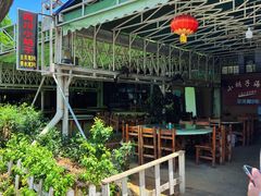 -四川小胡子海鲜(丁村万人海鲜广场店)