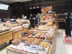 面包甜点陈列柜-仟吉·ART FARM主题店(菱角湖万达店)