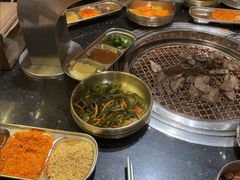 -韩烧牛中牛·甄选黑牛烤肉(黑金店)