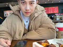 -星巴克(武汉金色港湾店)