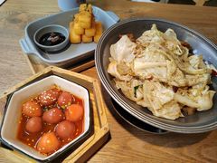 -蜜桃餐厅·伴山(湖滨商业街店)