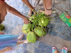 -三亚湾海居铂尔曼度假酒店