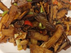 -陈家老院子·长春特色东北家宴(一匡街店)