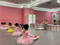 -Isee灰姑娘国际芭蕾舞蹈艺术中心(置地广场店)
