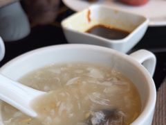 -大中华希尔顿酒店-念自助餐·嗨啤·小龙虾