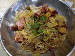 -川乐小镇·炭火蛙锅肥肠鸡(苏州中心店)