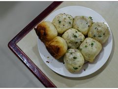 -老西白点心店