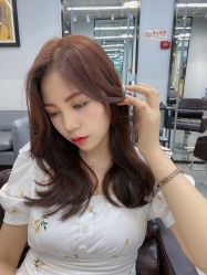-Miracle集简美发沙龙
