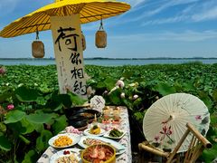 -七的湖·晚芳亭·阳澄湖农家菜·大闸蟹(莲花岛店)