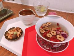 -茶是一枝花泡茶店