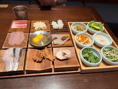 -银米·云南传统过桥米线(双廊黑金冠店)