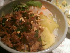 -大头虾越式风味餐厅(光明广场店)
