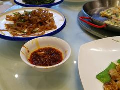 -龙船人海鲜城(长治路店)