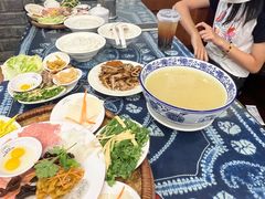 -桥香园云南过桥米线(金马碧鸡店)