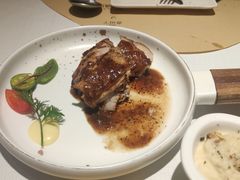 -春树下·树屋花房西餐厅(罍街AS1980店)