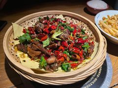 土家香酥鸭-吃饭皇帝大土家民族菜(正大广场店)