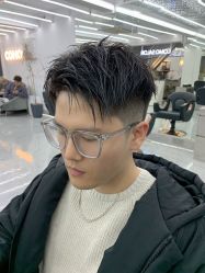 -COMO SALON 烫染可茉发型