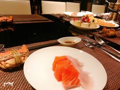 -唐拉雅秀酒店-西锦汇空中BBQ·思创餐厅