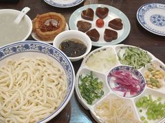 -老北京炸酱面大王.铜锅涮肉(朝阳门店)