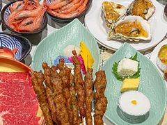 -金马门国际美食百汇(珞喻路店)