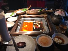 -老牌坊云南鱼豆花火锅(哈西万达店)