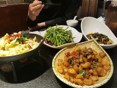 -万重锦·人文川菜馆(骡马市店)