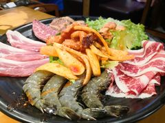 -唯成•韩国炭火烤肉 유성고기