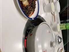 -土连锅·现熬养生汤锅(梁家巷店)