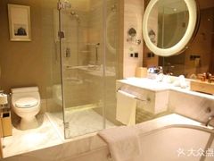 -上海中航虹桥机场泊悦酒店