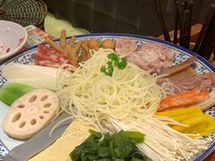 -周小明火锅(黑金冠社区店)