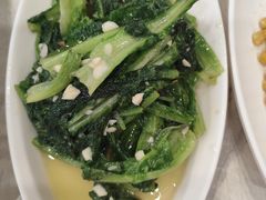 -江城燕子大排档(江汉路步行街店)