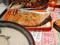-威记烧嘢·南宁烧烤·超级生牛(绿地店)