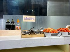 自助取餐区-文叔·湖北名小吃·小龙虾(华强北店)