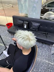 -藤野造型专业烫染接发