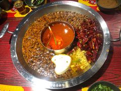 -谭鸭血老火锅(远大购物广场店)