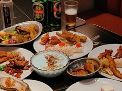 -涨巢·潮玩水疗局