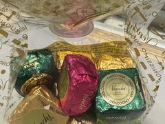 -VENCHI闻绮(北京合生汇店)