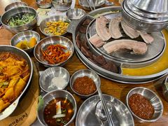 回忆五花肉-姜虎东白丁韩国烤肉(吉利大厦店)