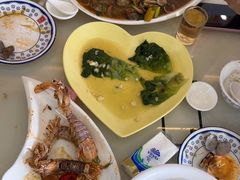 -覃记海鲜美食餐厅