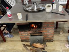 -粘豆包柴火铁锅炖